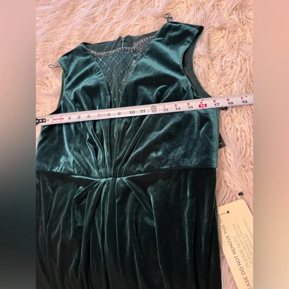 Adrianna Papell Women's Beaded Velvet Mermaid Gown hunter green size 14 NWT - Picture 3 of 16
